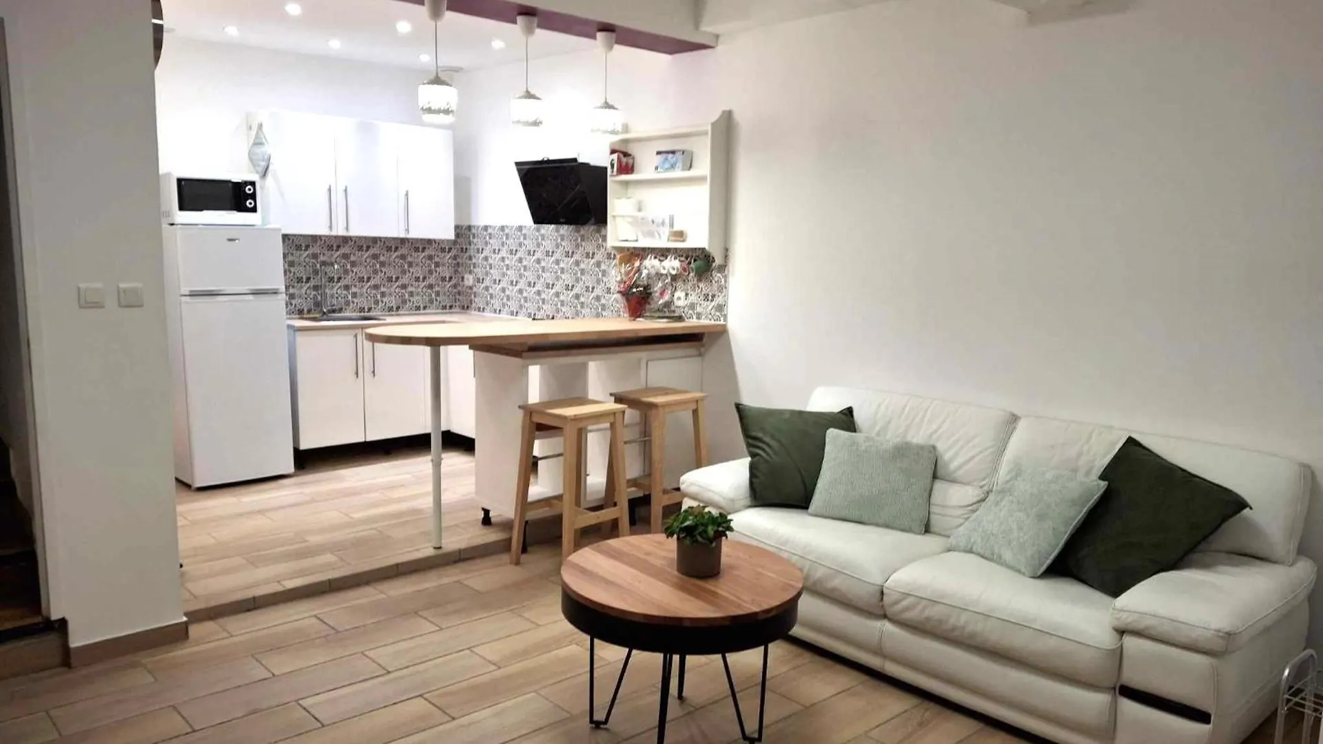 La Maison D'Emmie 83M2 Avec Wi-Fi Valreas 0*,  France